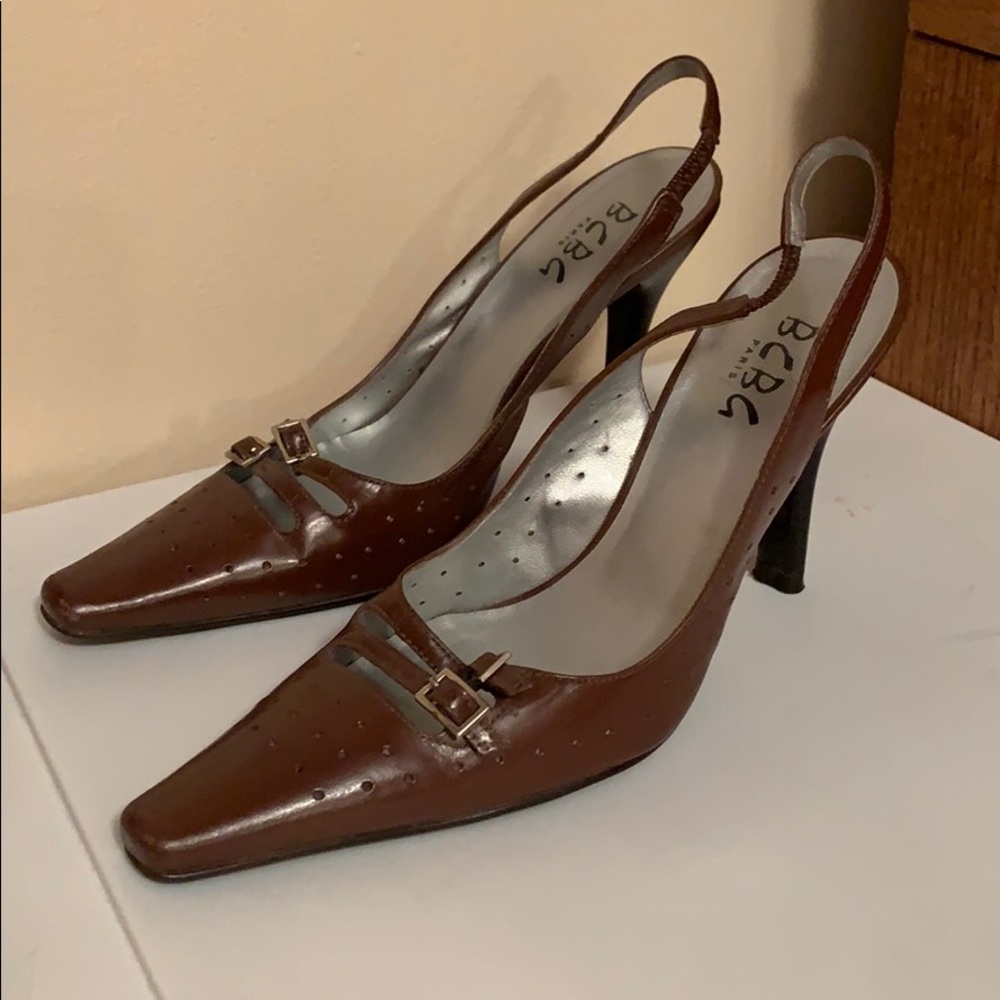 BCBG 💫 brown pointed toe heels